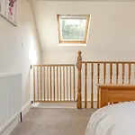 2 Bed In Oc-w974