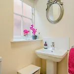 2 Bed In Oc-w974 *