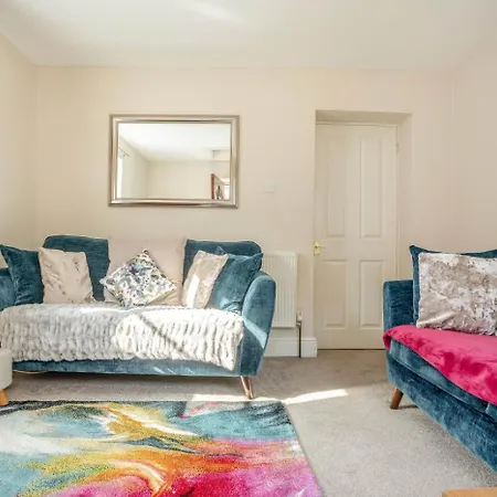2 Bed In Oc-w974 *