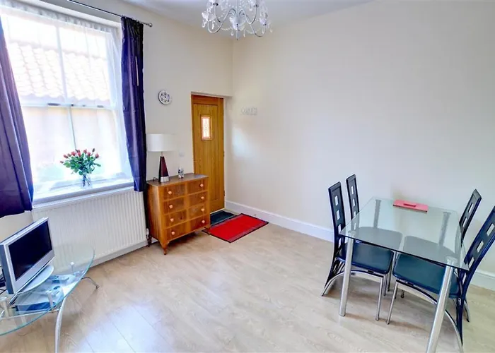 2 Bed In Oc-w974 *
